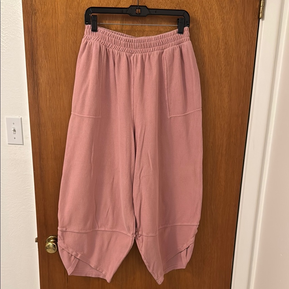 Pink Bottoms